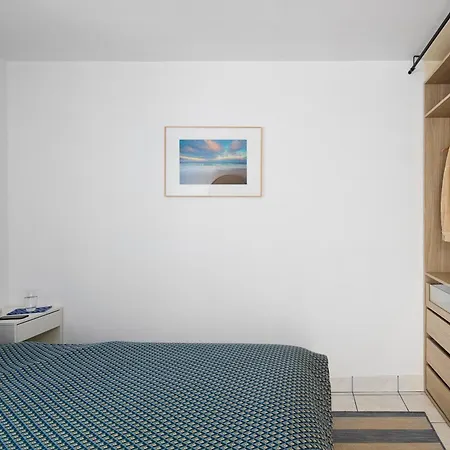 Les Voiles De Mazy, Rue Calme A Sens Unique * Порнише